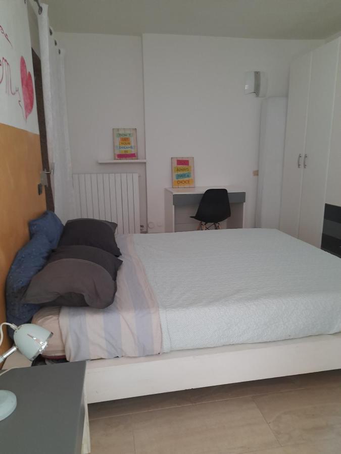 Sogno Vacanze Appartement Massa  Buitenkant foto